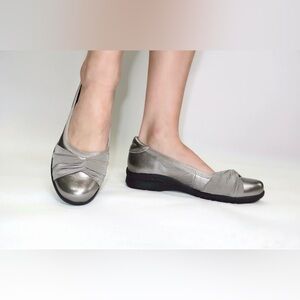 Jambu Metallic Women's Flats - size 8